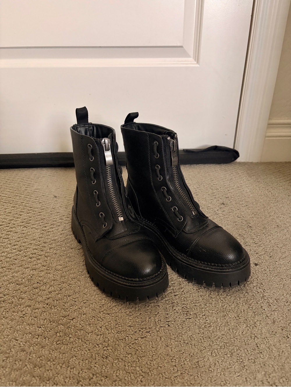 Sincerely Jules Black Front-Zip Lug Combat Boots